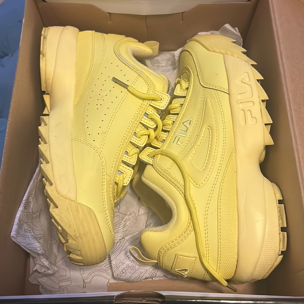 Women’s Shoes